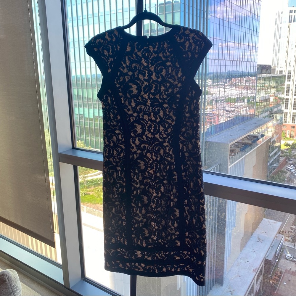 Tadashi Shoji lace dress